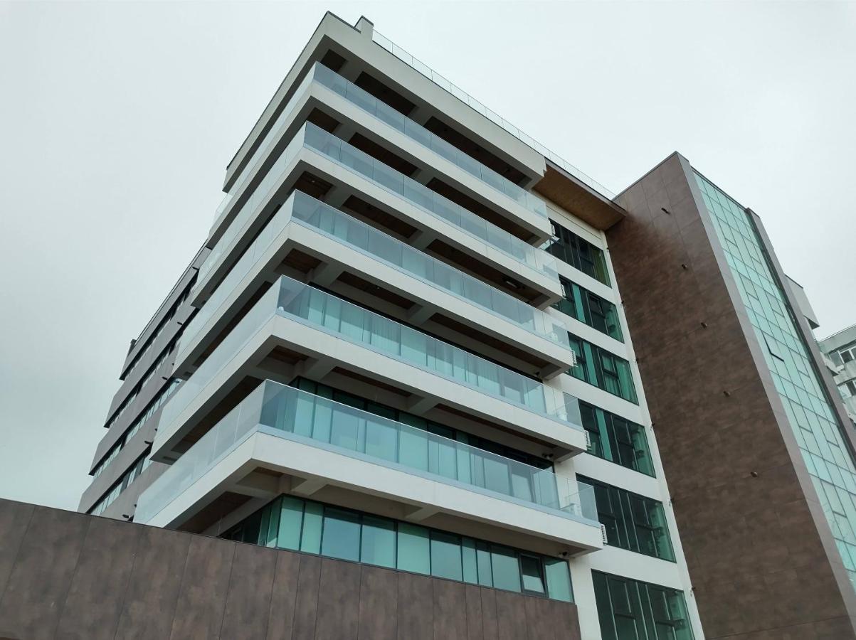 Апартаменты Sky Loft Яссы Экстерьер фото