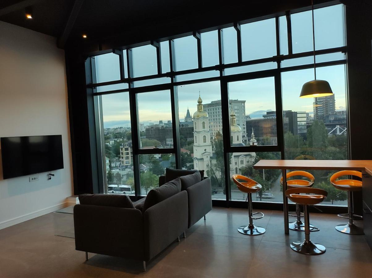 Апартаменты Sky Loft Яссы Экстерьер фото