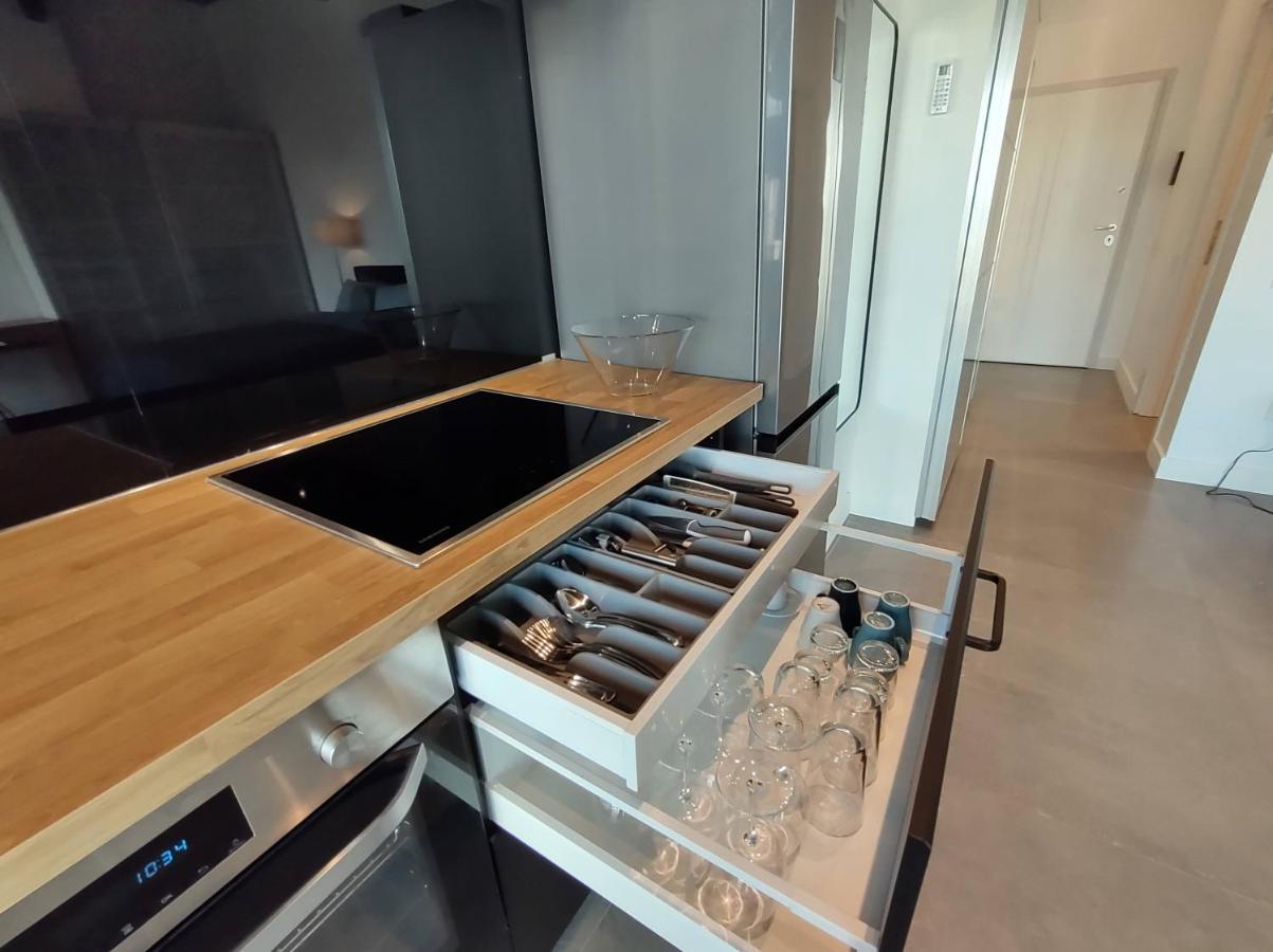 Апартаменты Sky Loft Яссы Экстерьер фото